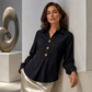 👚 Elegáns gombos blúz szárnyas gallérral
